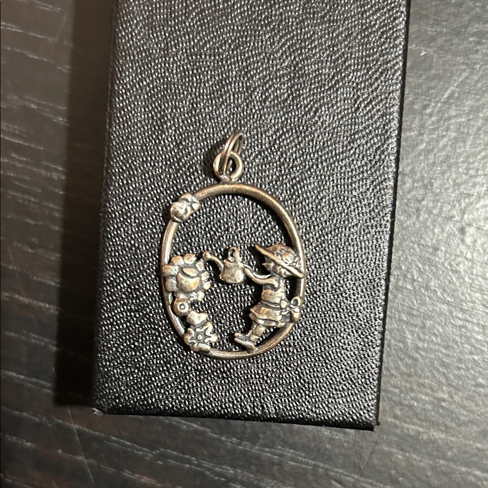 Gardener sterling Silver Pendant for Women